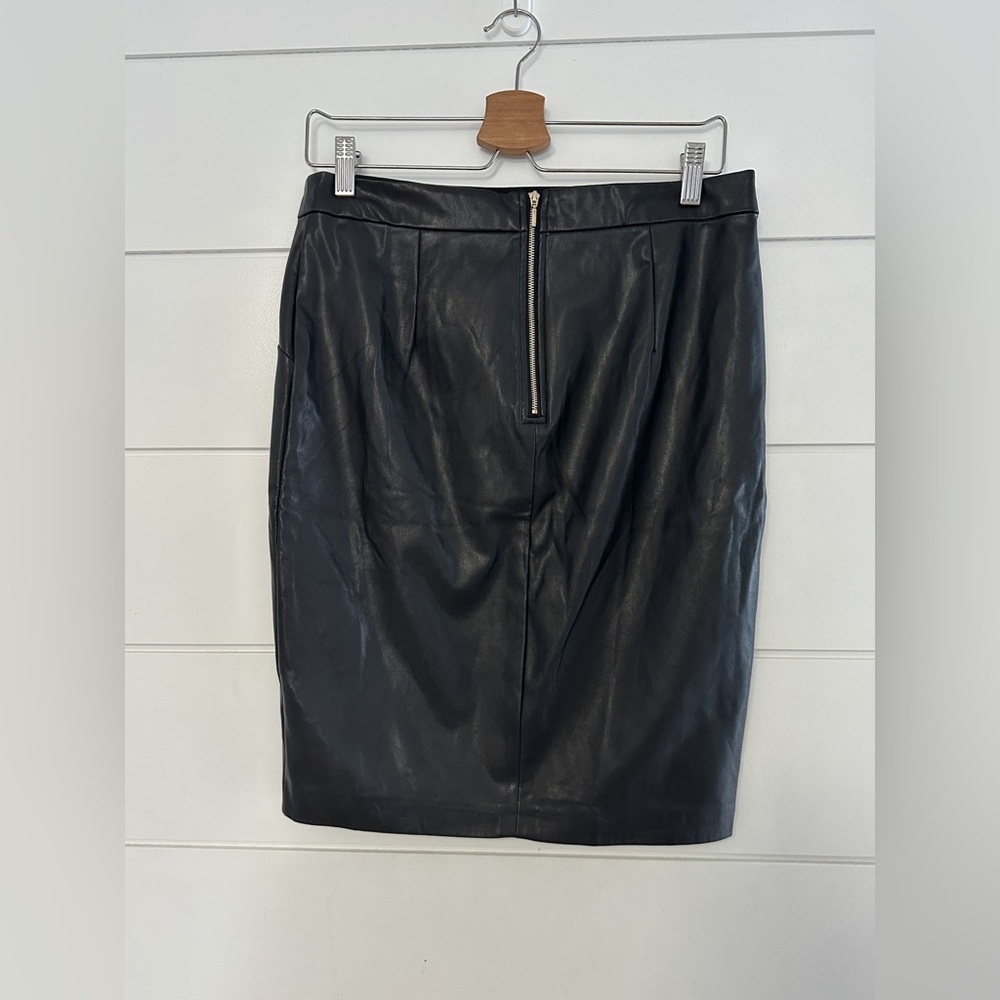 Dynamite - Faux Leather Pencil Skirt - Black - Size: Medium - Picture 4 of 10